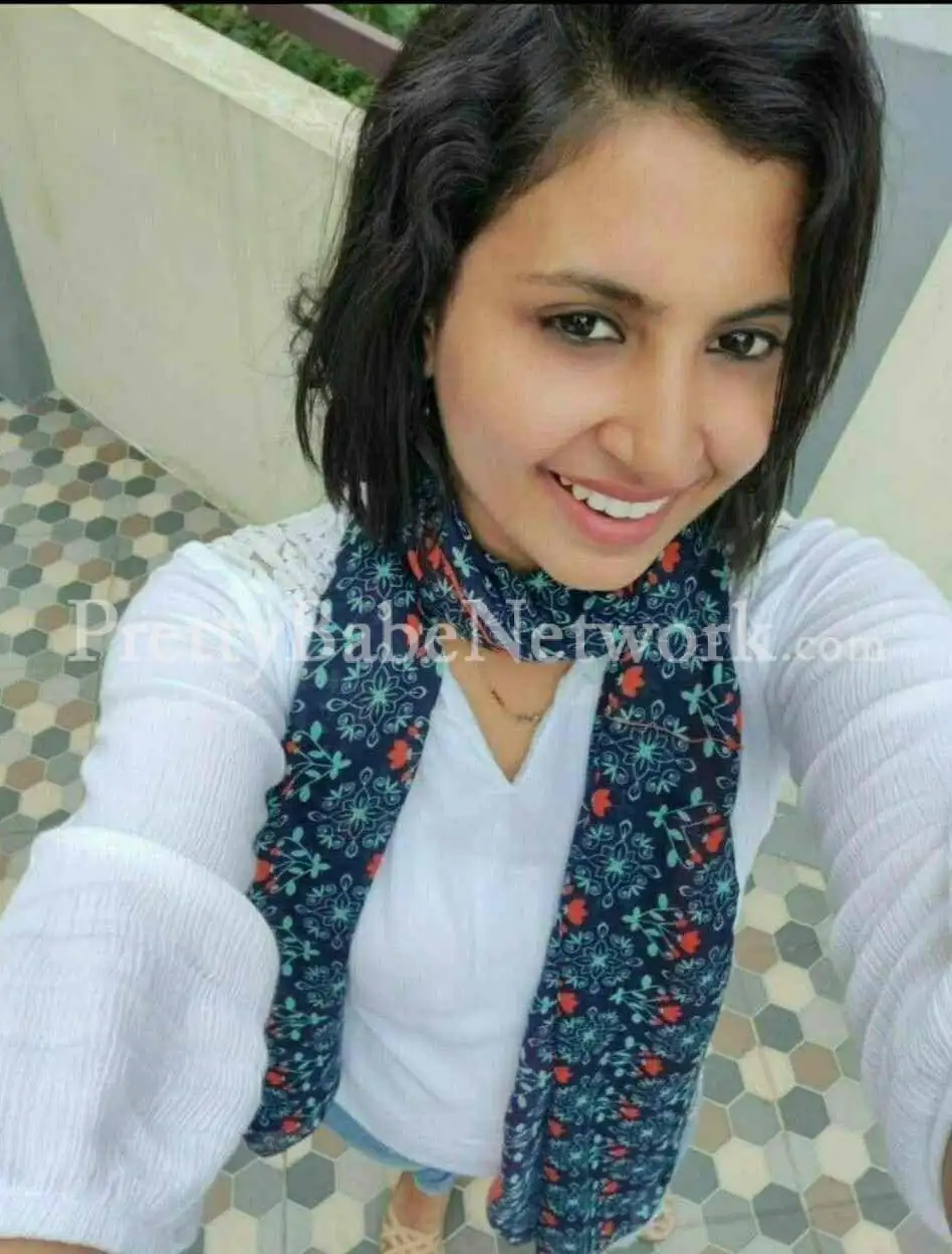 Shanti Bhabhi—An Educated Housewife Escort for Sex Meetings in Noida Sector 56